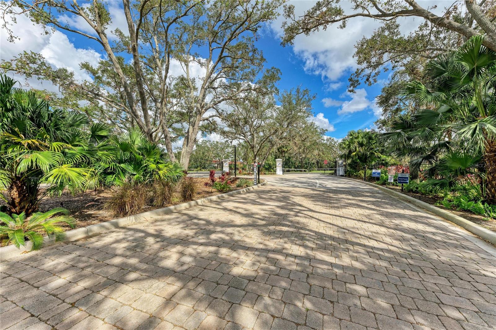 RIDGE AT CROSSING CREEK PH I - Residential