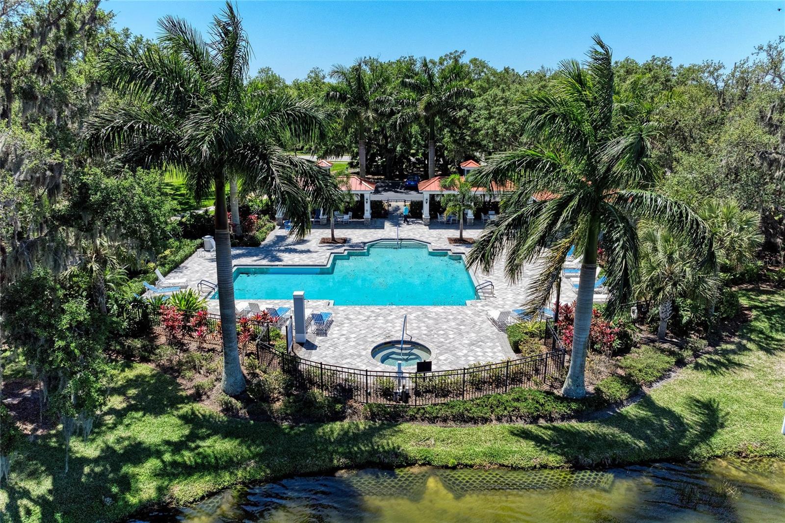 RIDGE AT CROSSING CREEK PH I - Residential