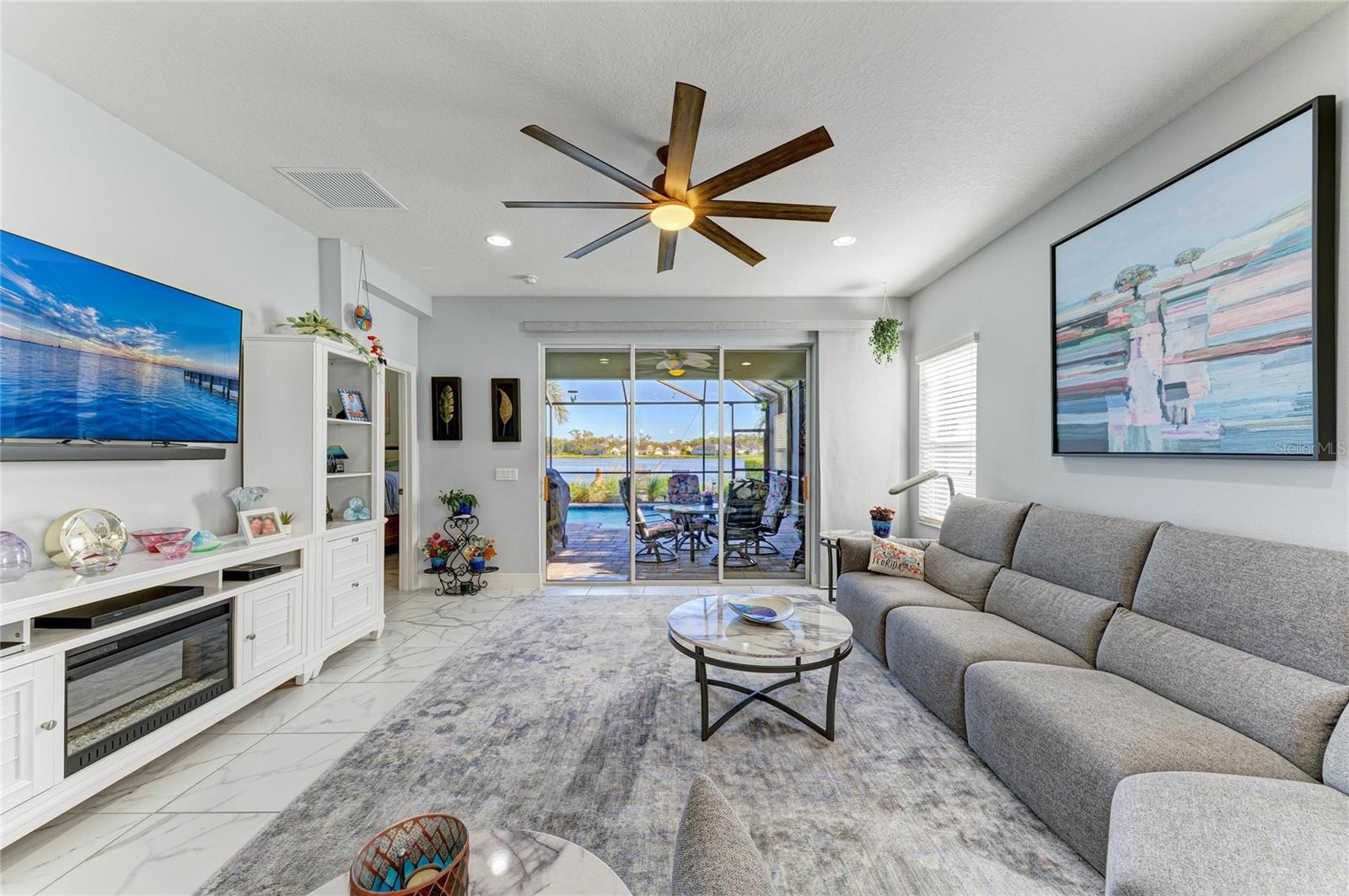 RIDGE AT CROSSING CREEK PH I - Residential