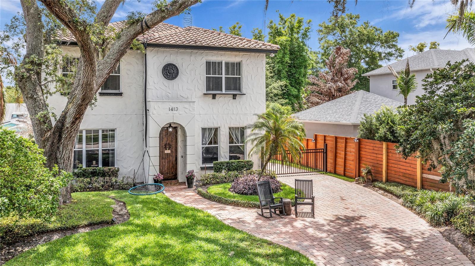 1413 OSCEOLA COURT