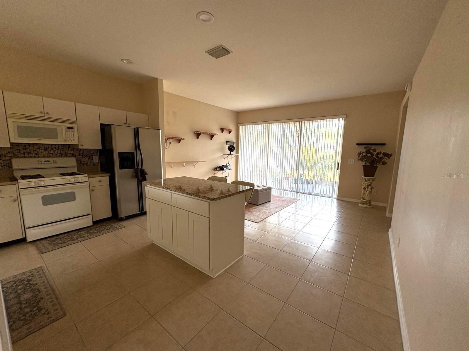RIVERCHASE - Residential Lease