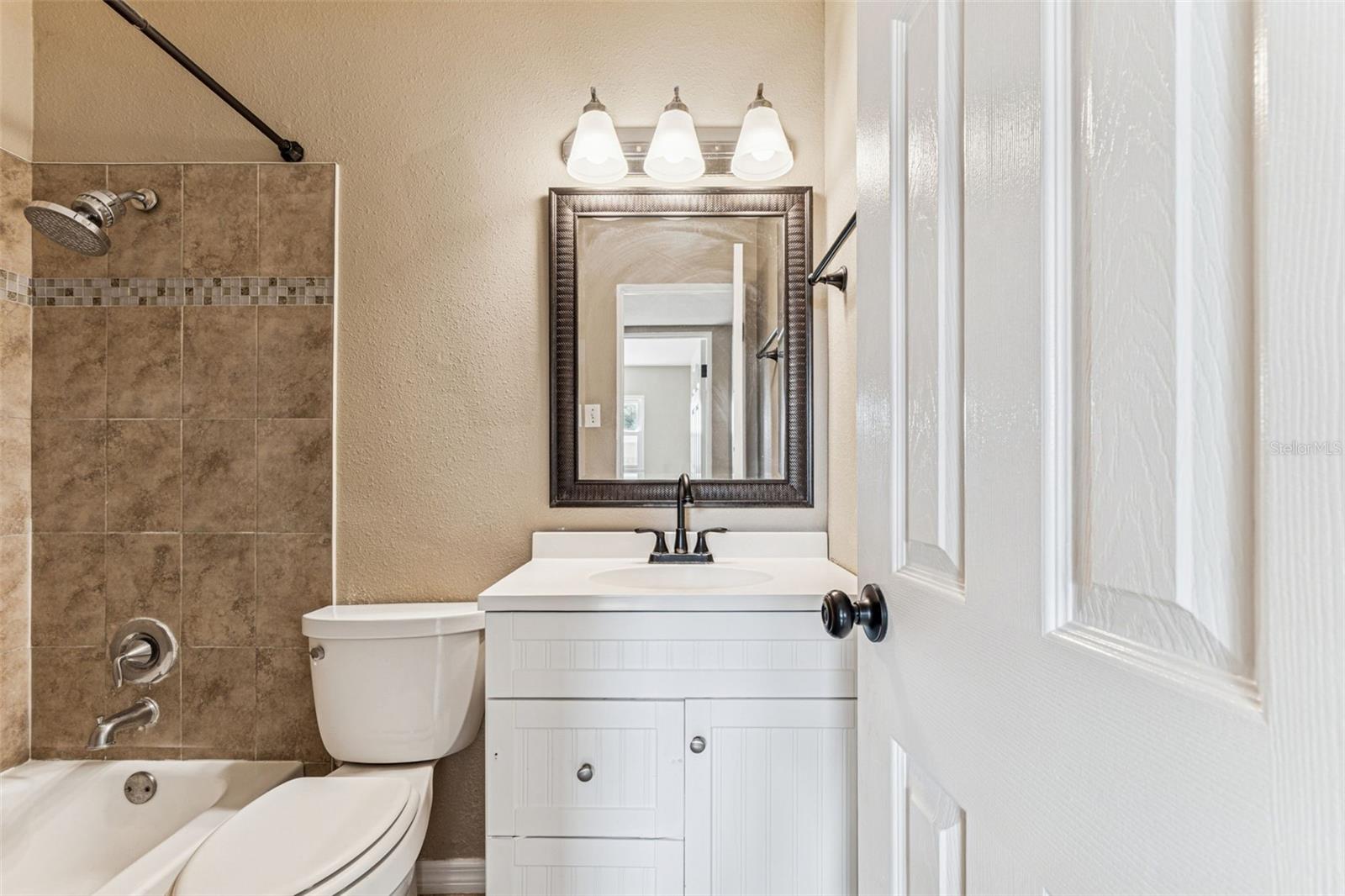 HIGHLAND PINES 4TH ADD - Residential