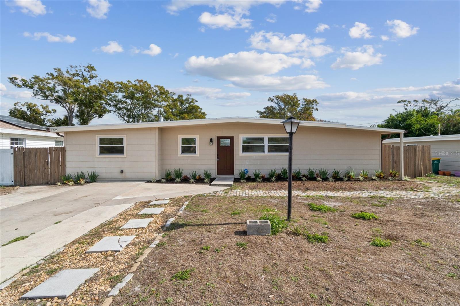 HIGHLAND PINES 4TH ADD - Residential