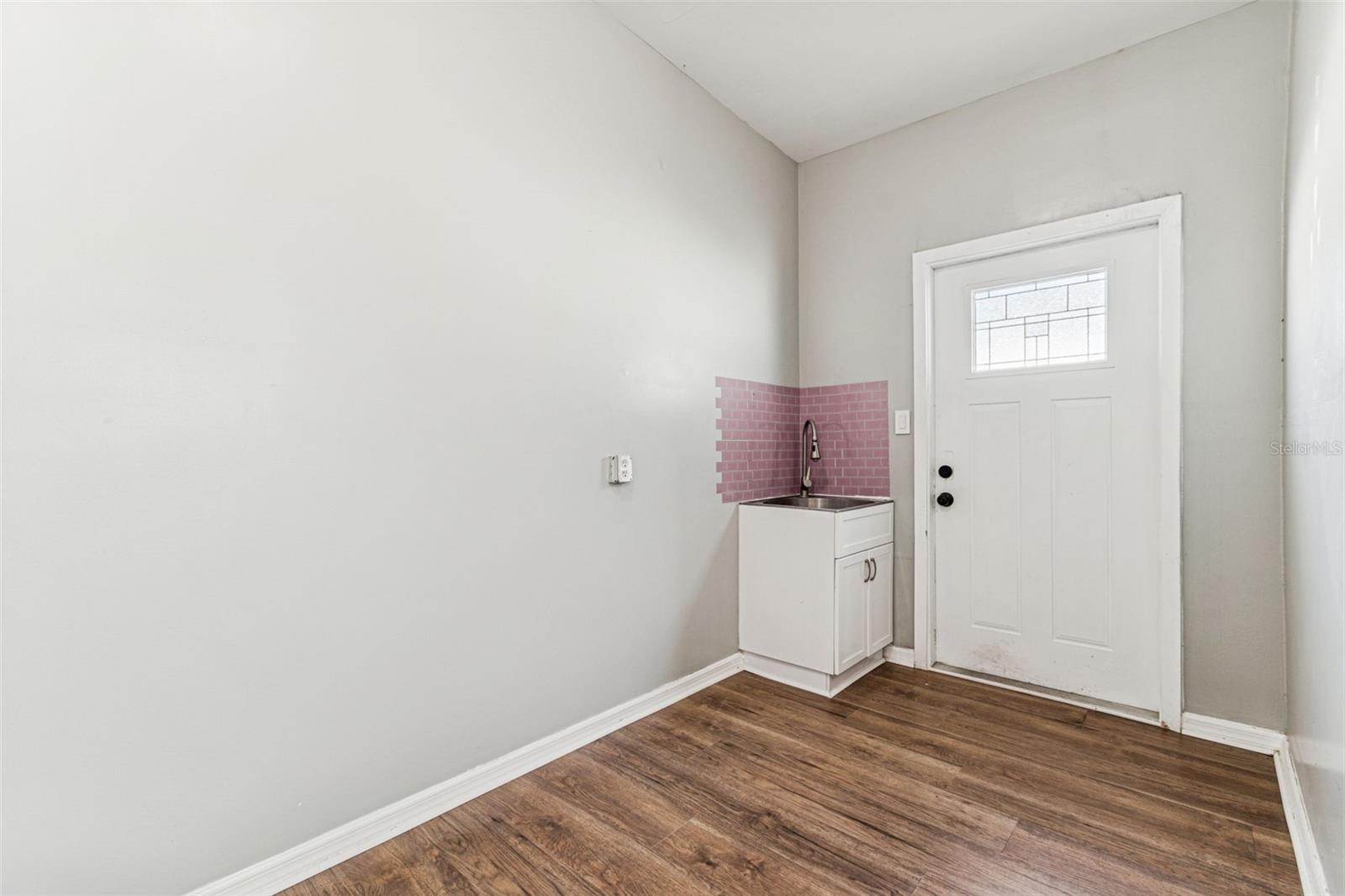 HIGHLAND PINES 4TH ADD - Residential