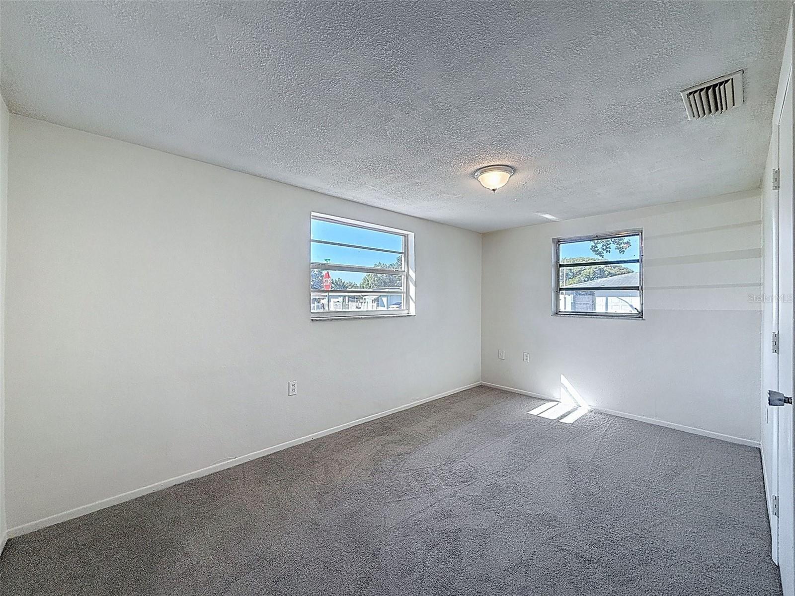 REGENCY PARK - Residential