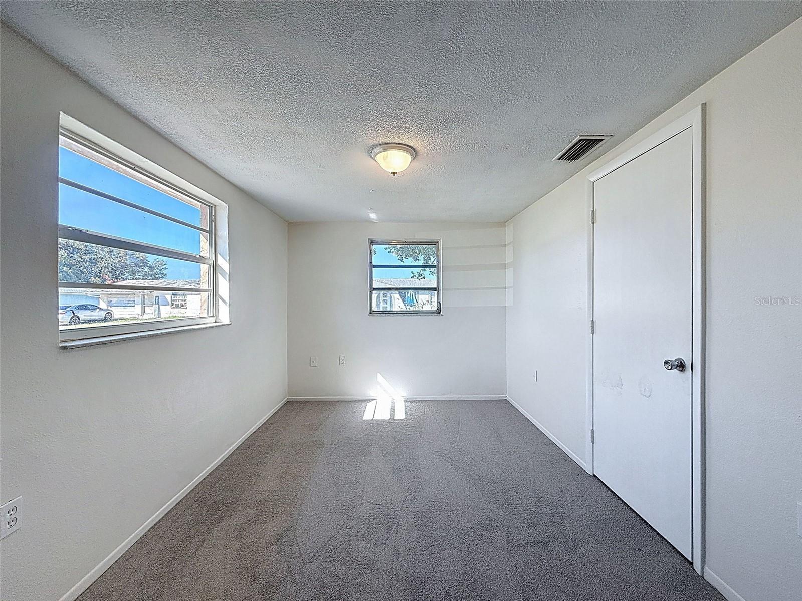 REGENCY PARK - Residential