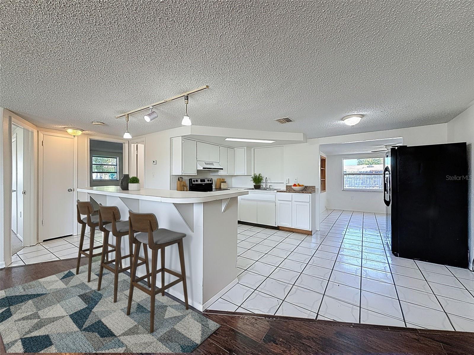 REGENCY PARK - Residential