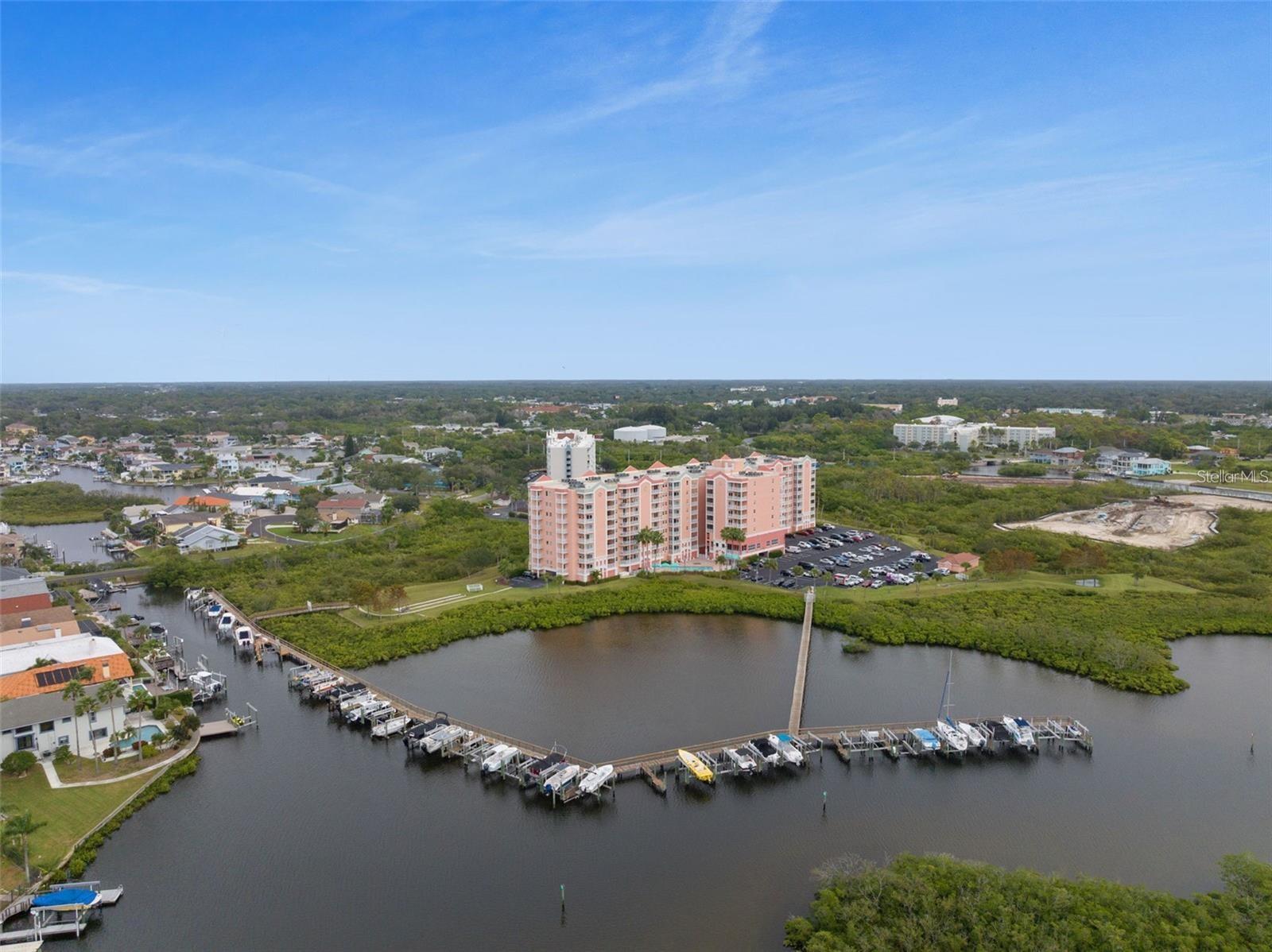 SEAVIEW PLACE/GULF LNDGS - Residential