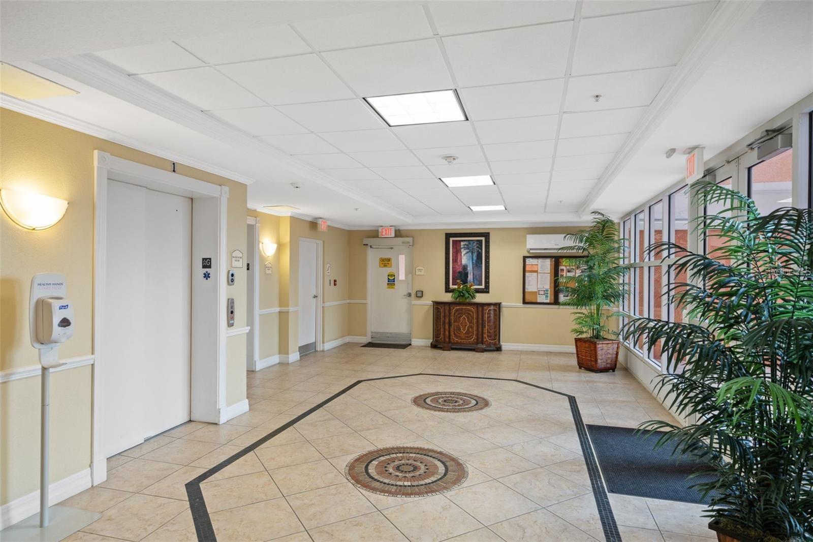 SEAVIEW PLACE/GULF LNDGS - Residential