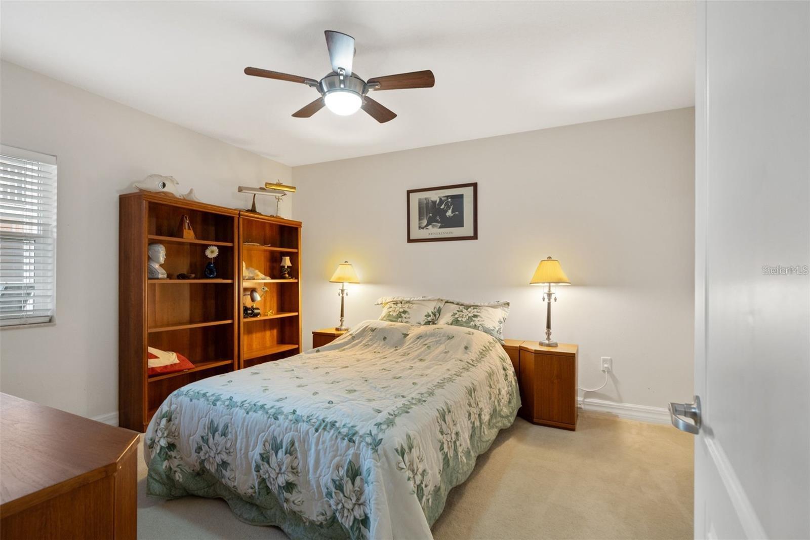 SEAVIEW PLACE/GULF LNDGS - Residential