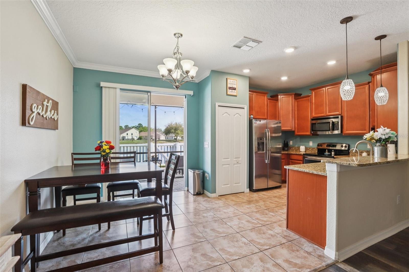 VERANDAH TWNHMS - Residential