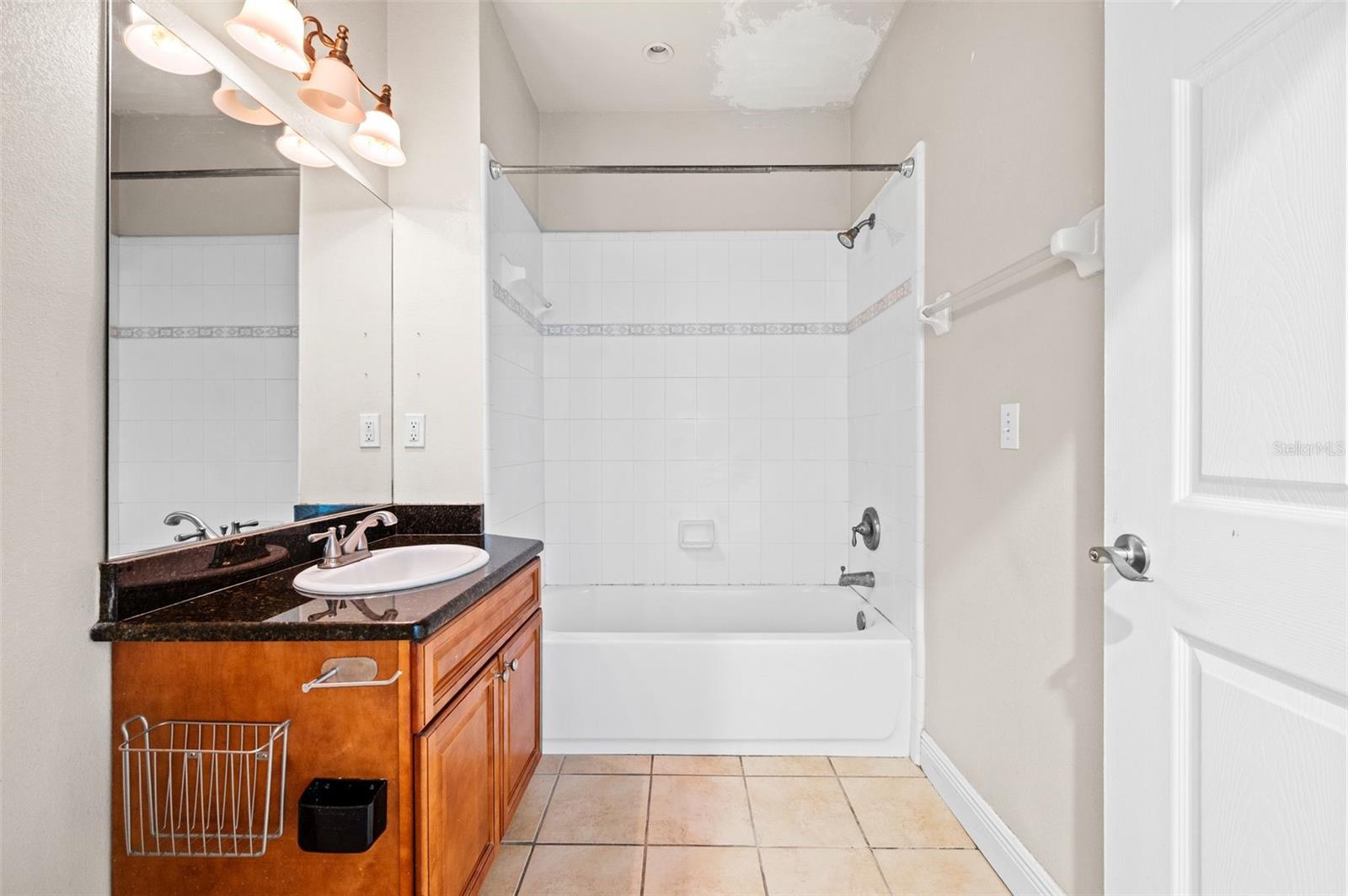 LIONSGATE CONDO - Residential