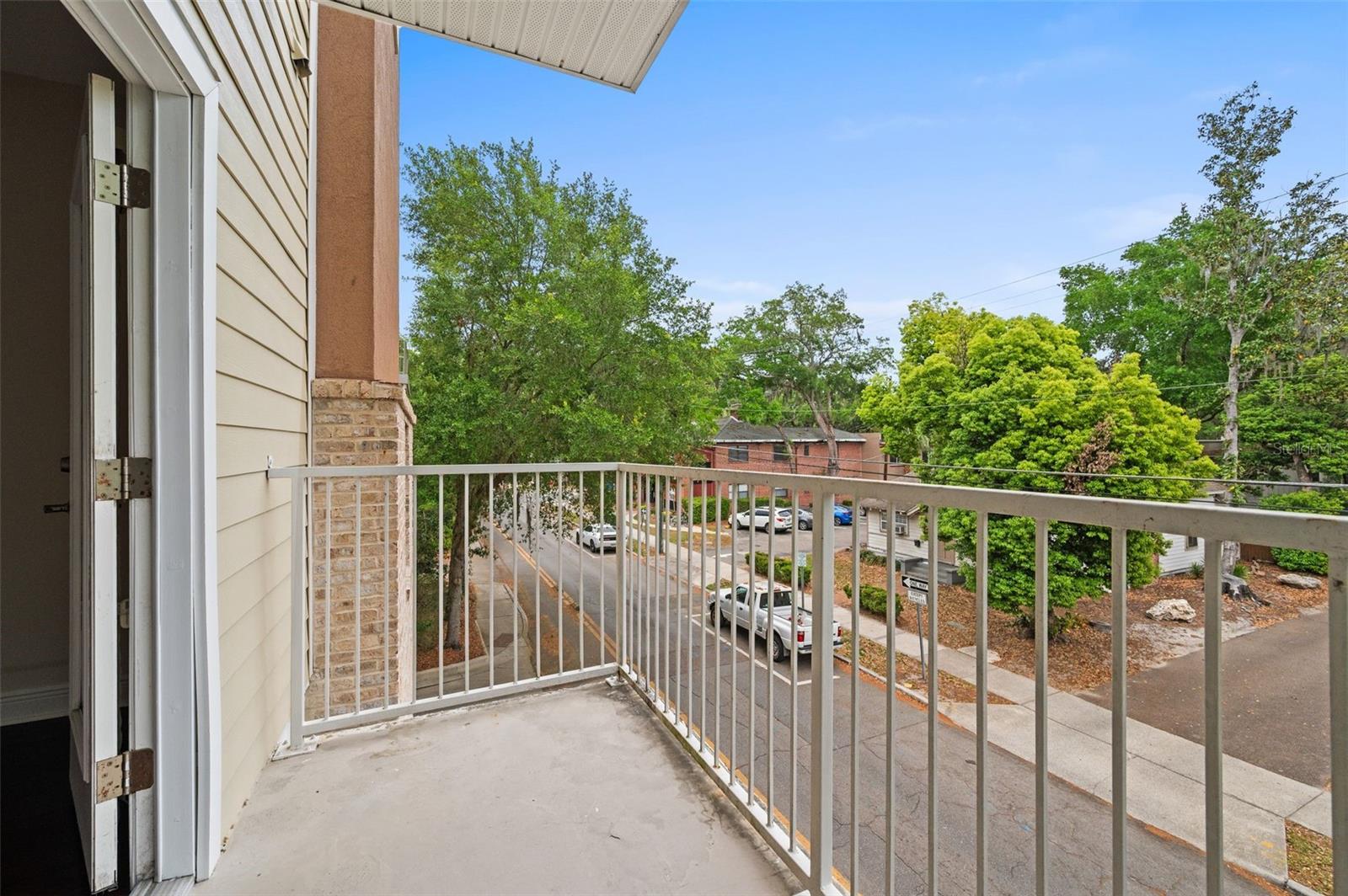 LIONSGATE CONDO - Residential