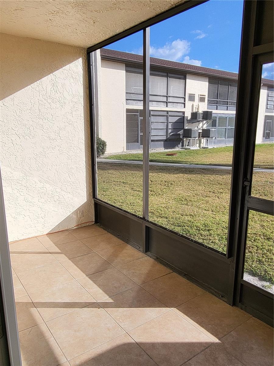 HARBOR VILLAS CONDO PH 02 - Residential