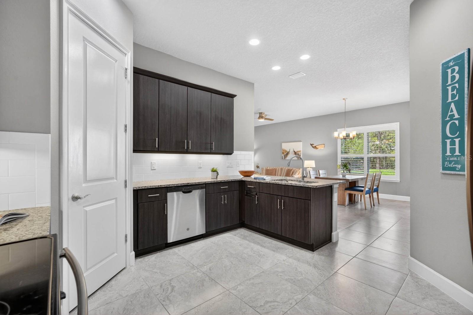 PLANTATION BAY SEC 2A-F UN 7 - Residential