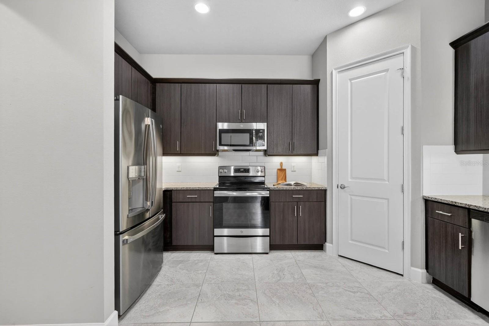 PLANTATION BAY SEC 2A-F UN 7 - Residential