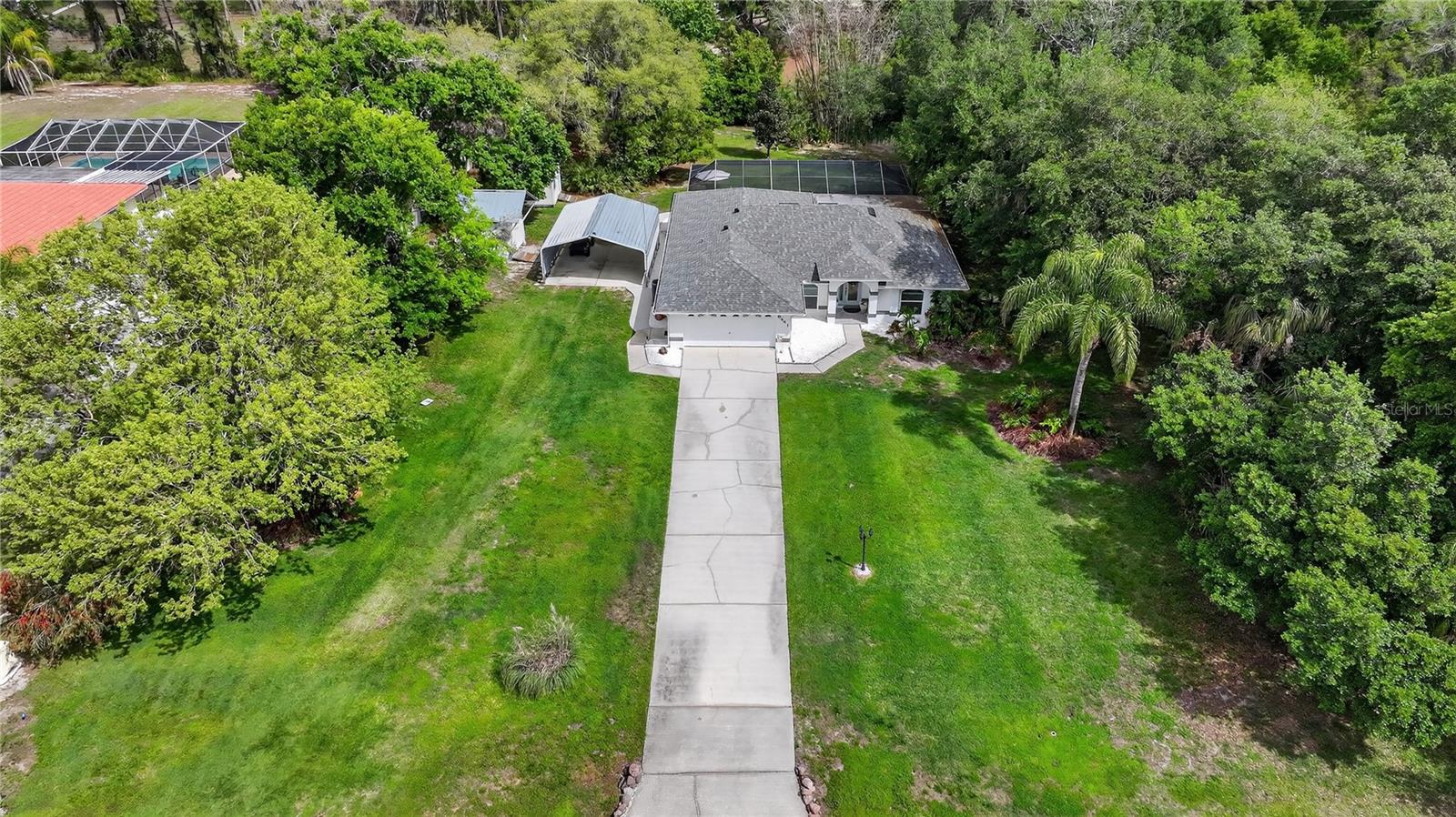 WALK IN WATER LAKE ESTATES PH 02 - Residential