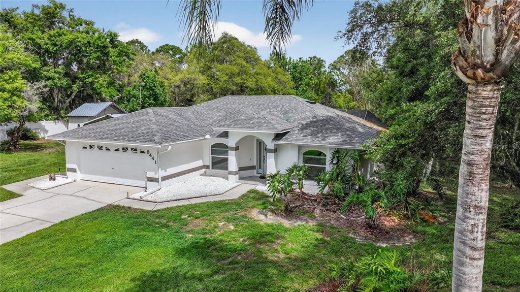 Photo of 9441 Pinetree Drive, Lake Wales, FL 33898 (MLS # L4960655)