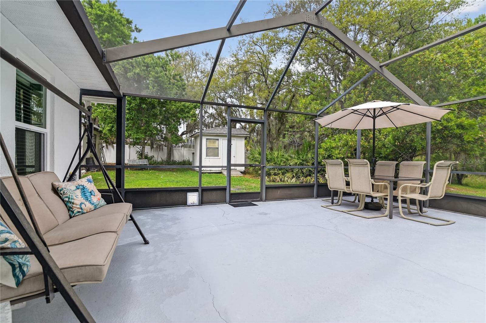 WALK IN WATER LAKE ESTATES PH 02 - Residential