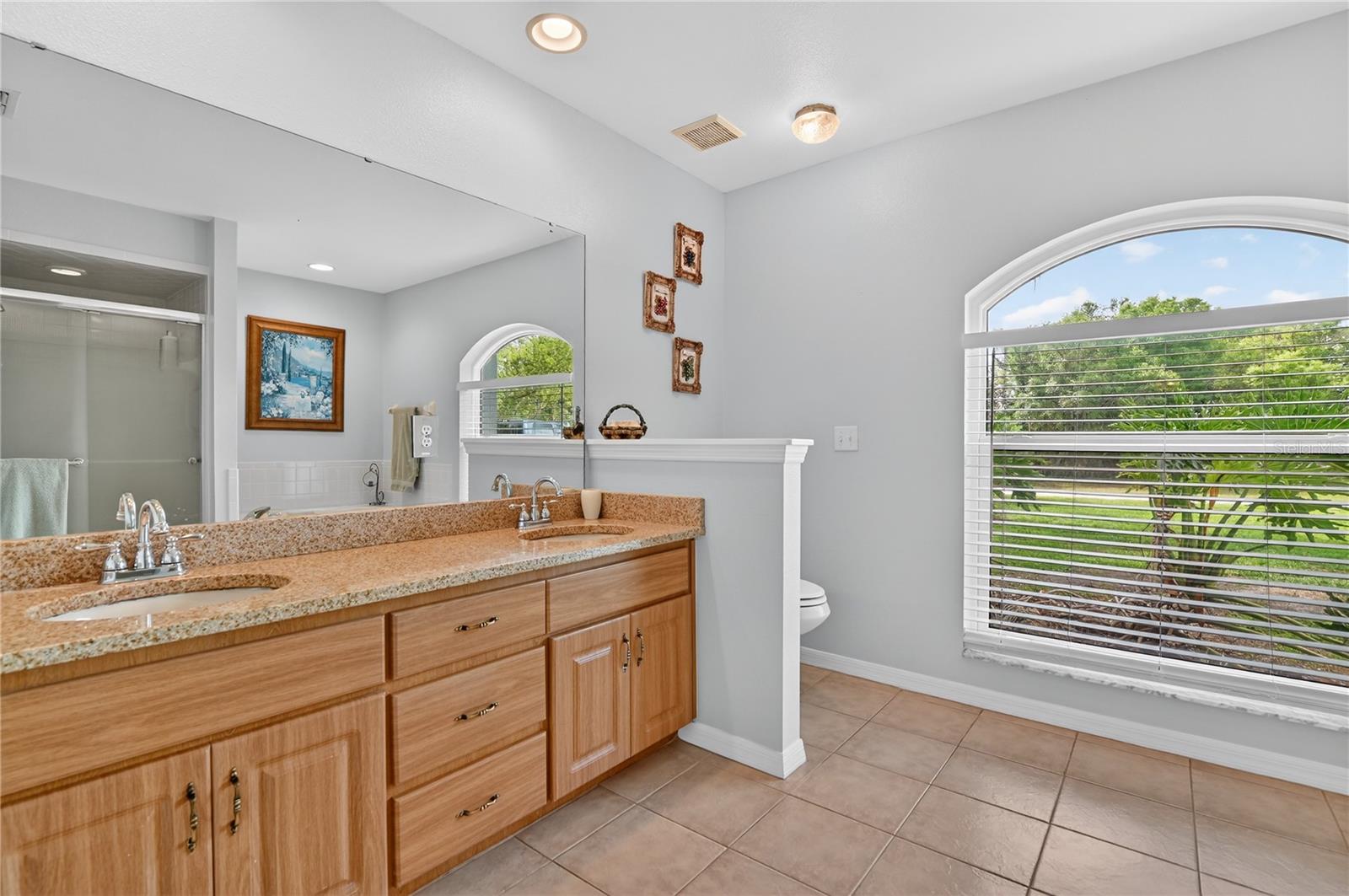 WALK IN WATER LAKE ESTATES PH 02 - Residential