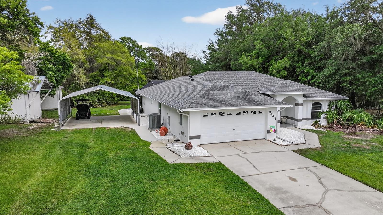 WALK IN WATER LAKE ESTATES PH 02 - Residential