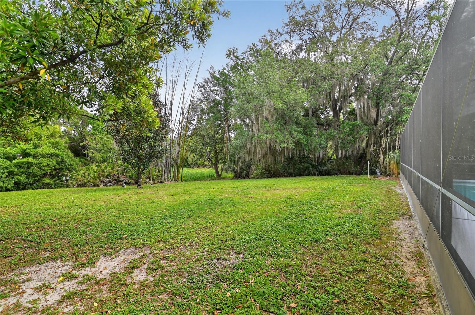 WALK IN WATER LAKE ESTATES PH 02 - Residential