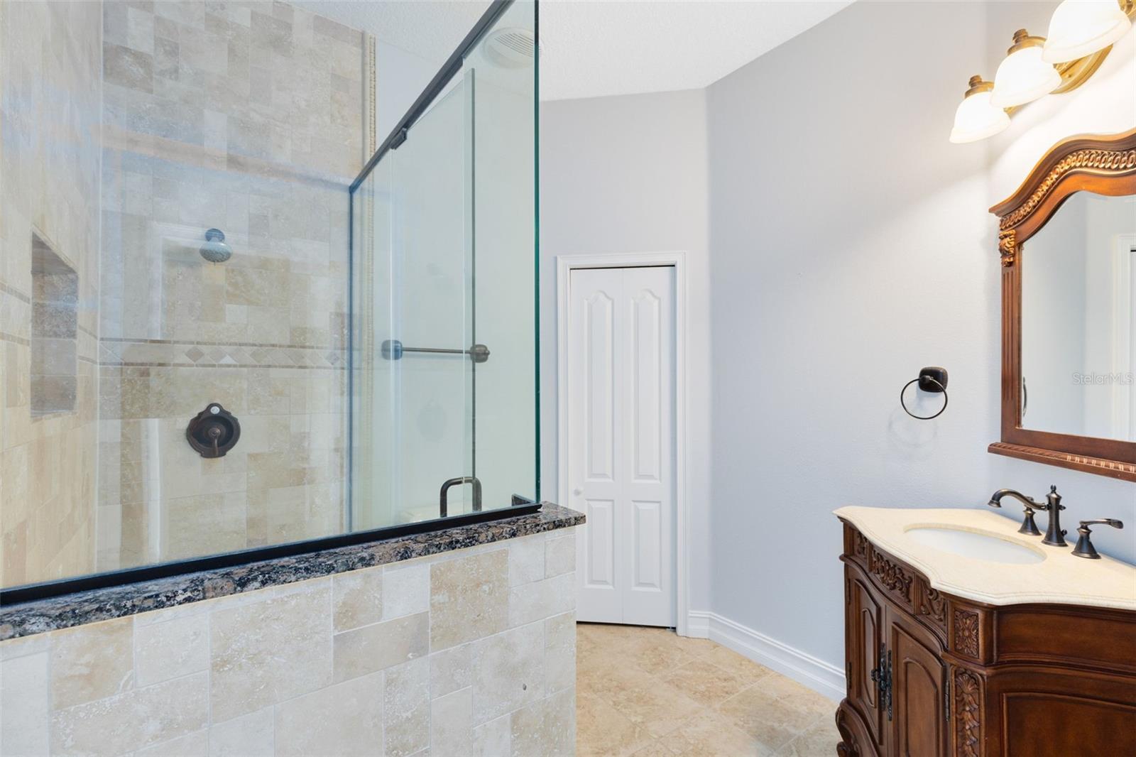 LIVE OAK ESTATES - Residential
