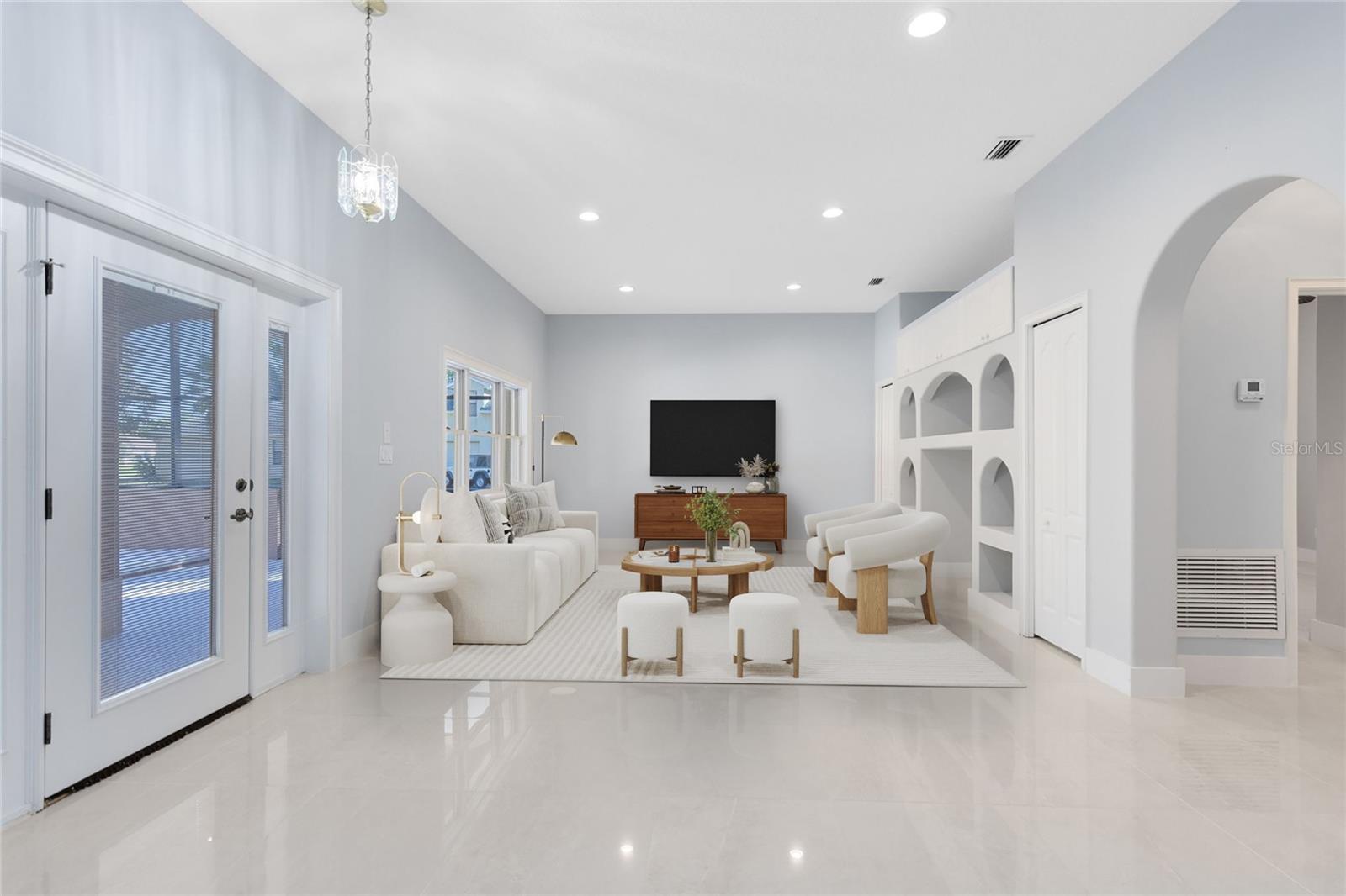 LIVE OAK ESTATES - Residential
