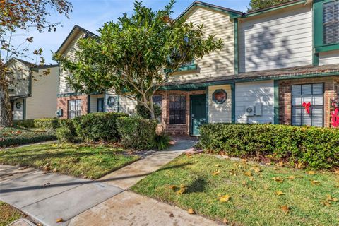 Photo of 2900 Candela Court, Apopka, FL 32703 (MLS # O6367267)