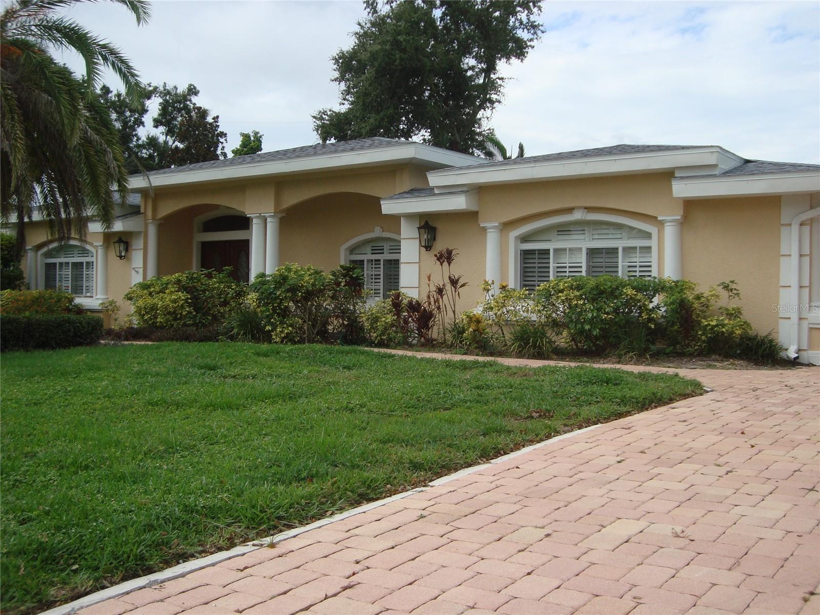 601 PALM AVENUE