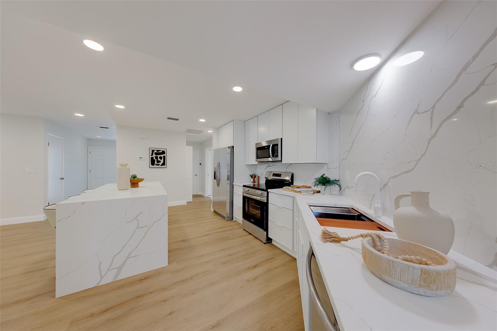 PINEBROOK ESTATES - Residential
