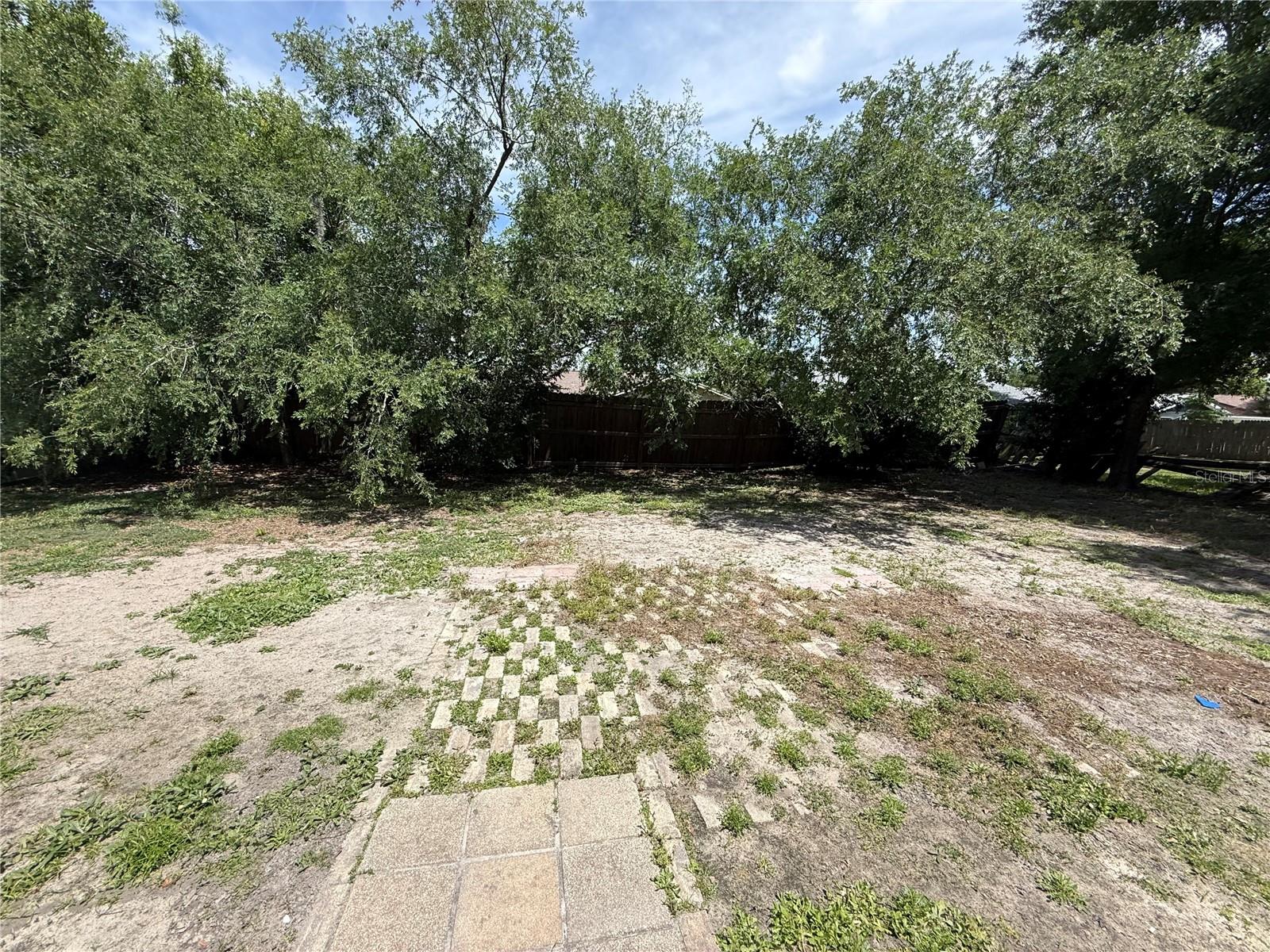 LAKEVIEW VILLAGE SEC C UNI - Residential