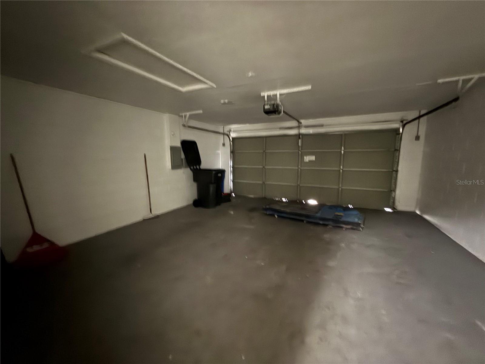 LAKEVIEW VILLAGE SEC C UNI - Residential