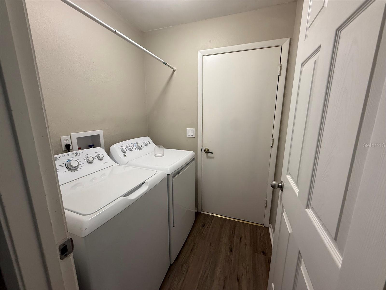 LAKEVIEW VILLAGE SEC C UNI - Residential