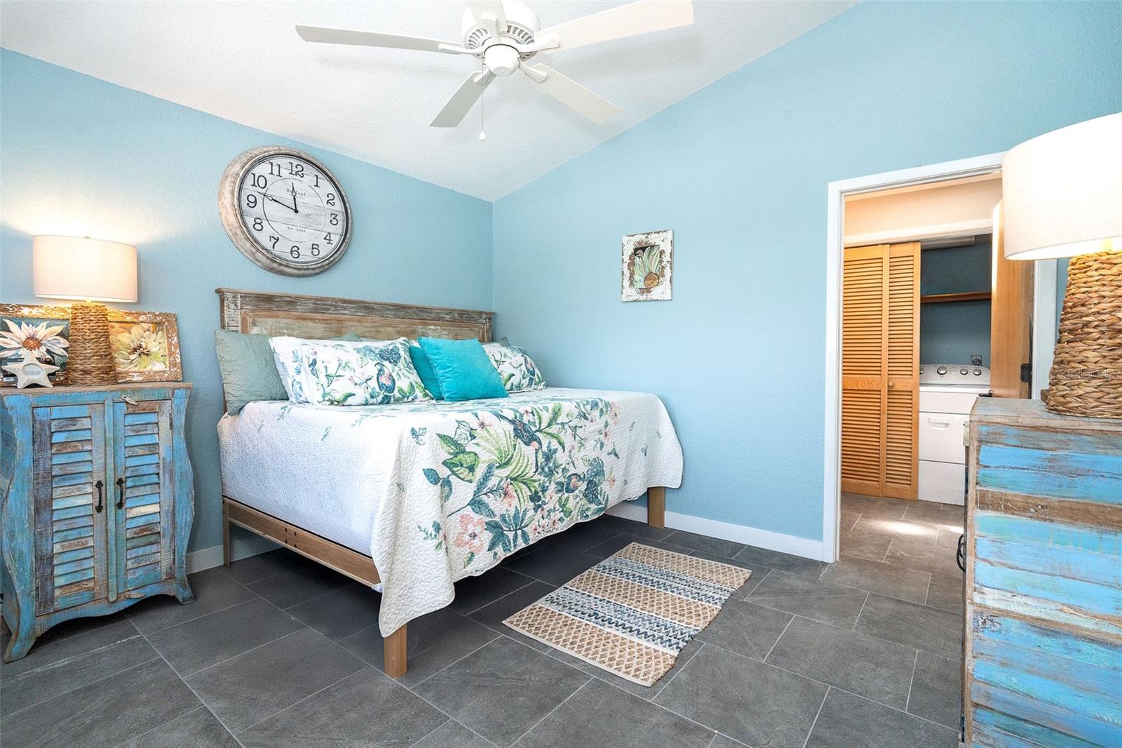COLONY DON PEDRO PH 04 - Residential