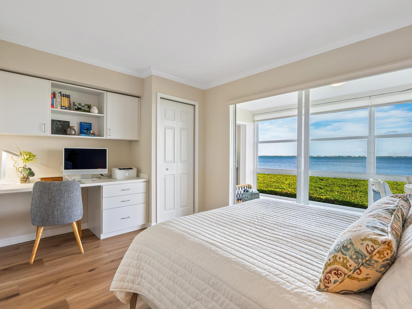 WINDWARD BAY - Residential