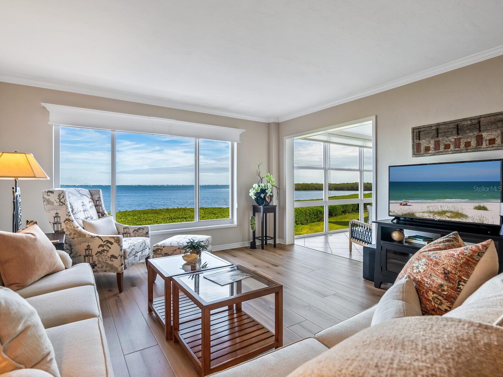WINDWARD BAY - Residential