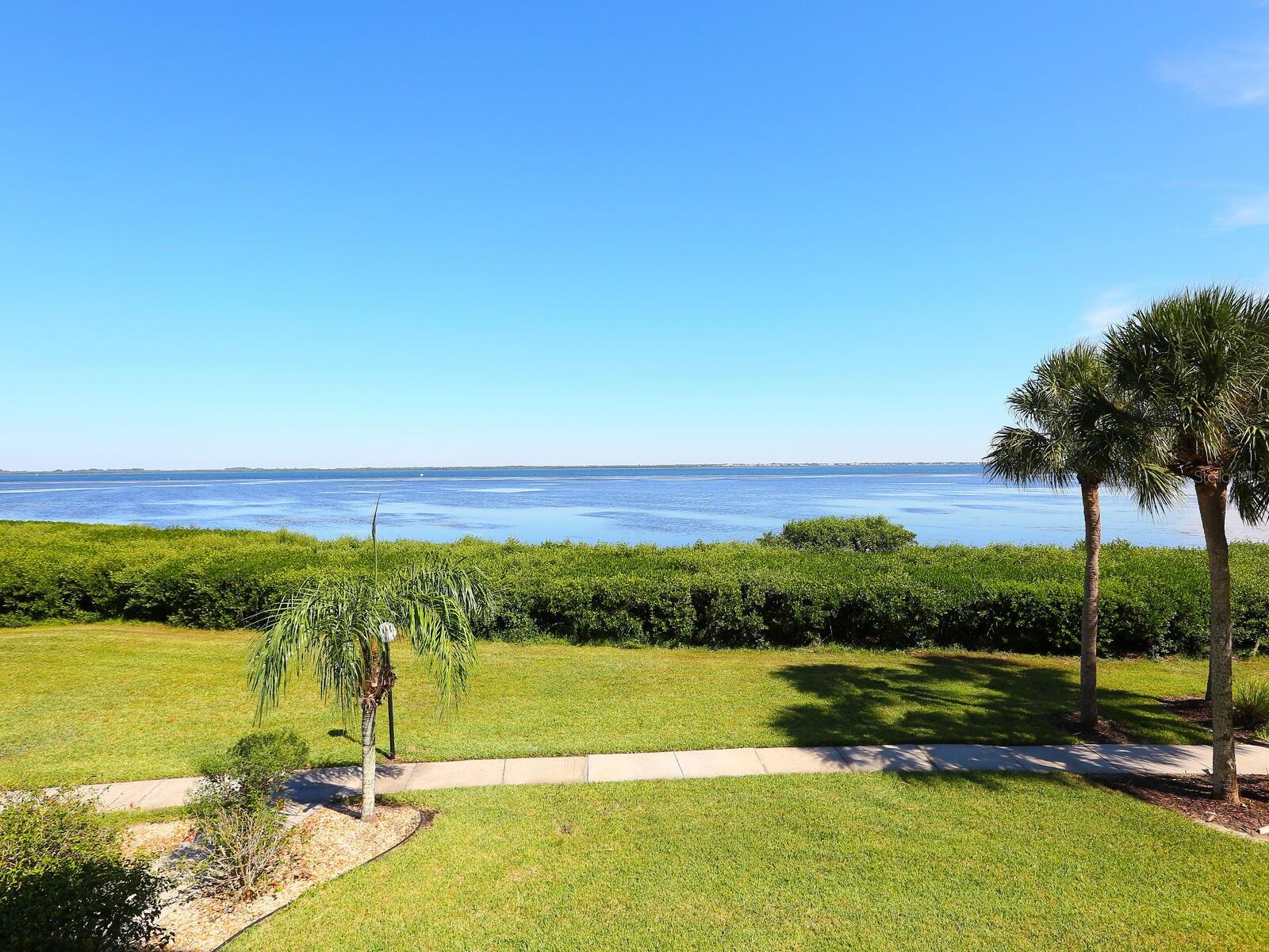 WINDWARD BAY - Residential