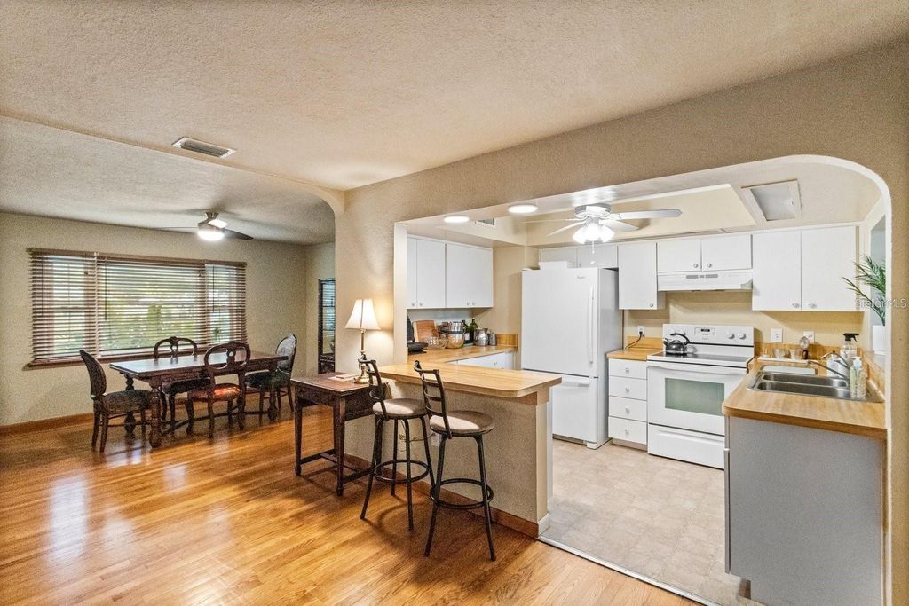 Photo of 5 S Orion Avenue, Clearwater, FL 33765 (MLS # TB8501262)