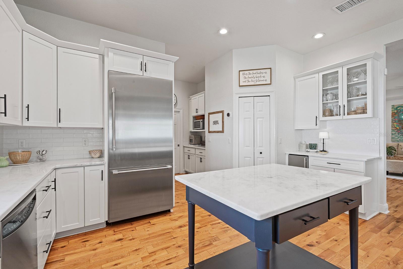 MILLS LANDING - Residential