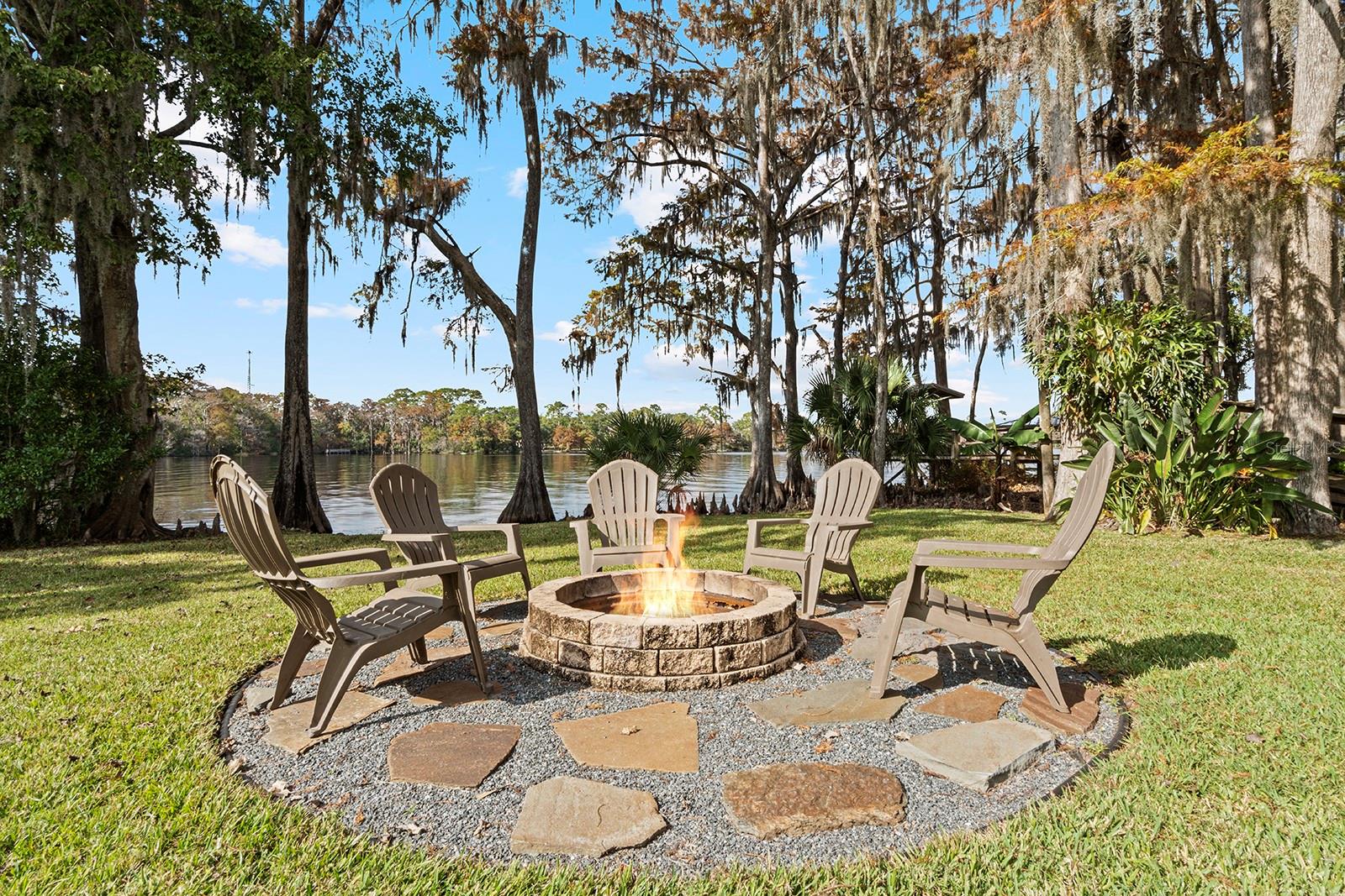 MILLS LANDING - Residential