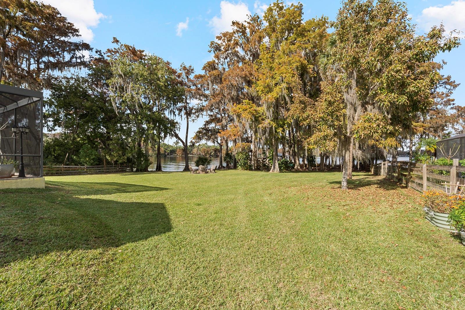 MILLS LANDING - Residential