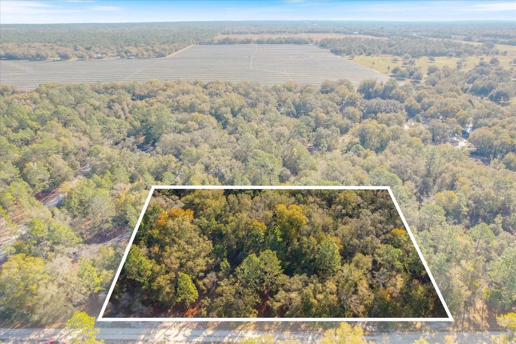 Photo of 7343 N Nathan Point, Crystal River, FL 34428 (MLS # TB8415417)