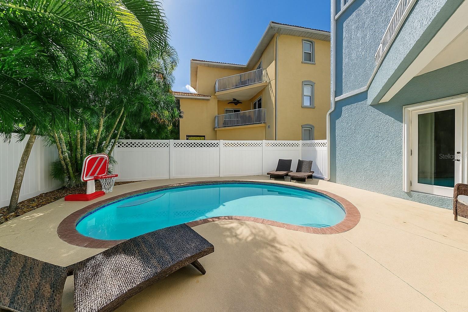 CARISSA VILLAS - Residential