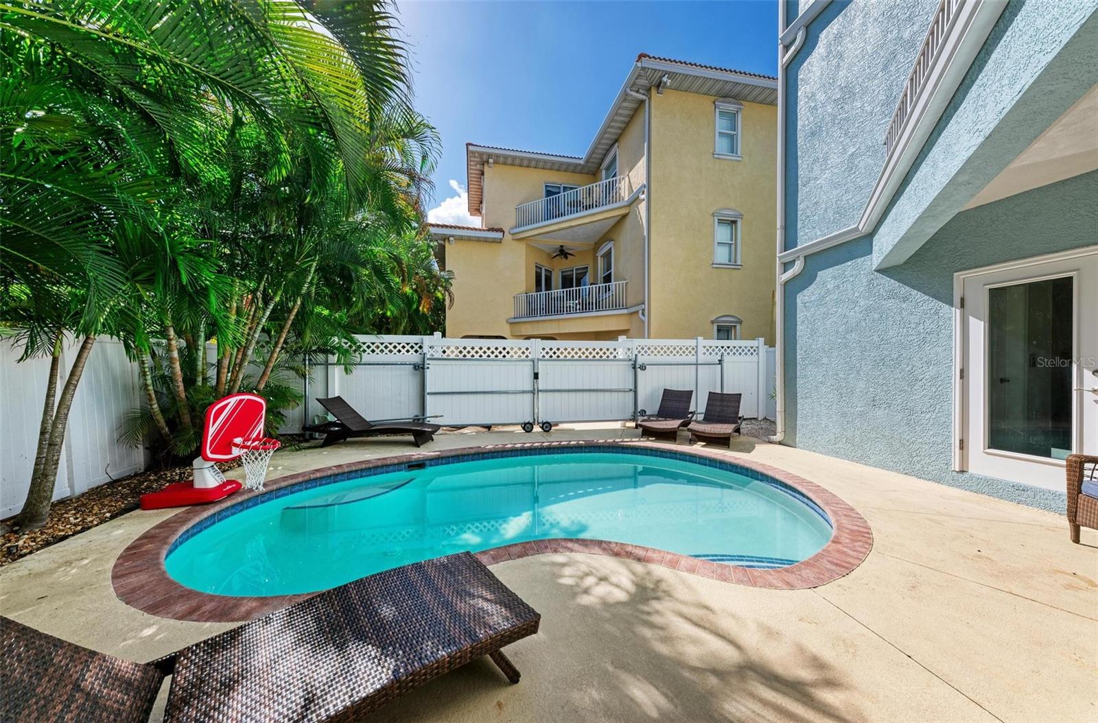 CARISSA VILLAS - Residential