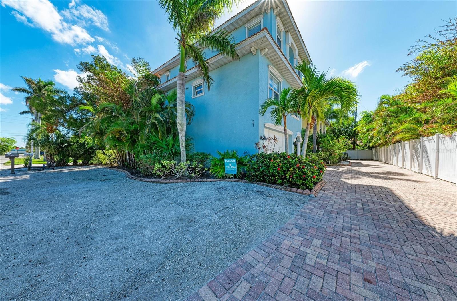 CARISSA VILLAS - Residential