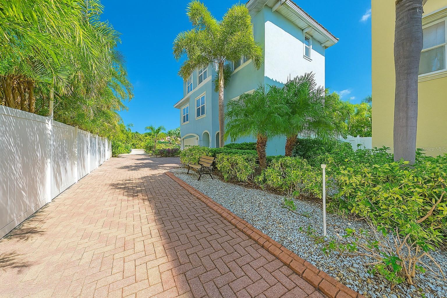 CARISSA VILLAS - Residential