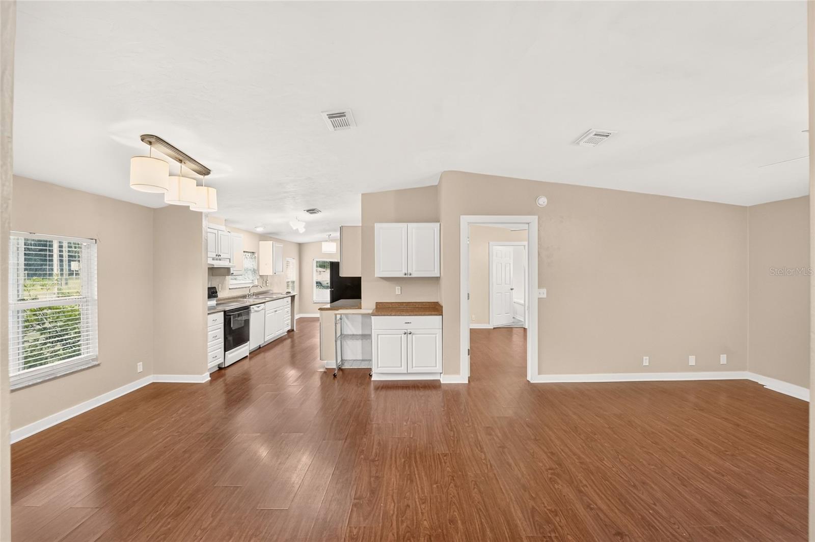 1827 SE 43RD TERRACE