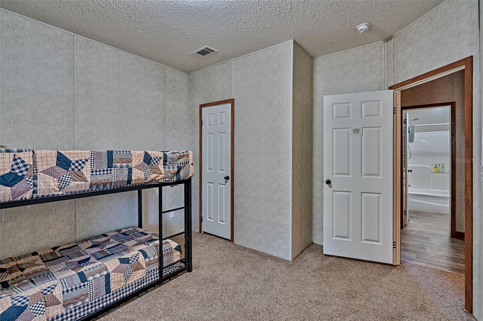 ROOTERVILLE - Residential