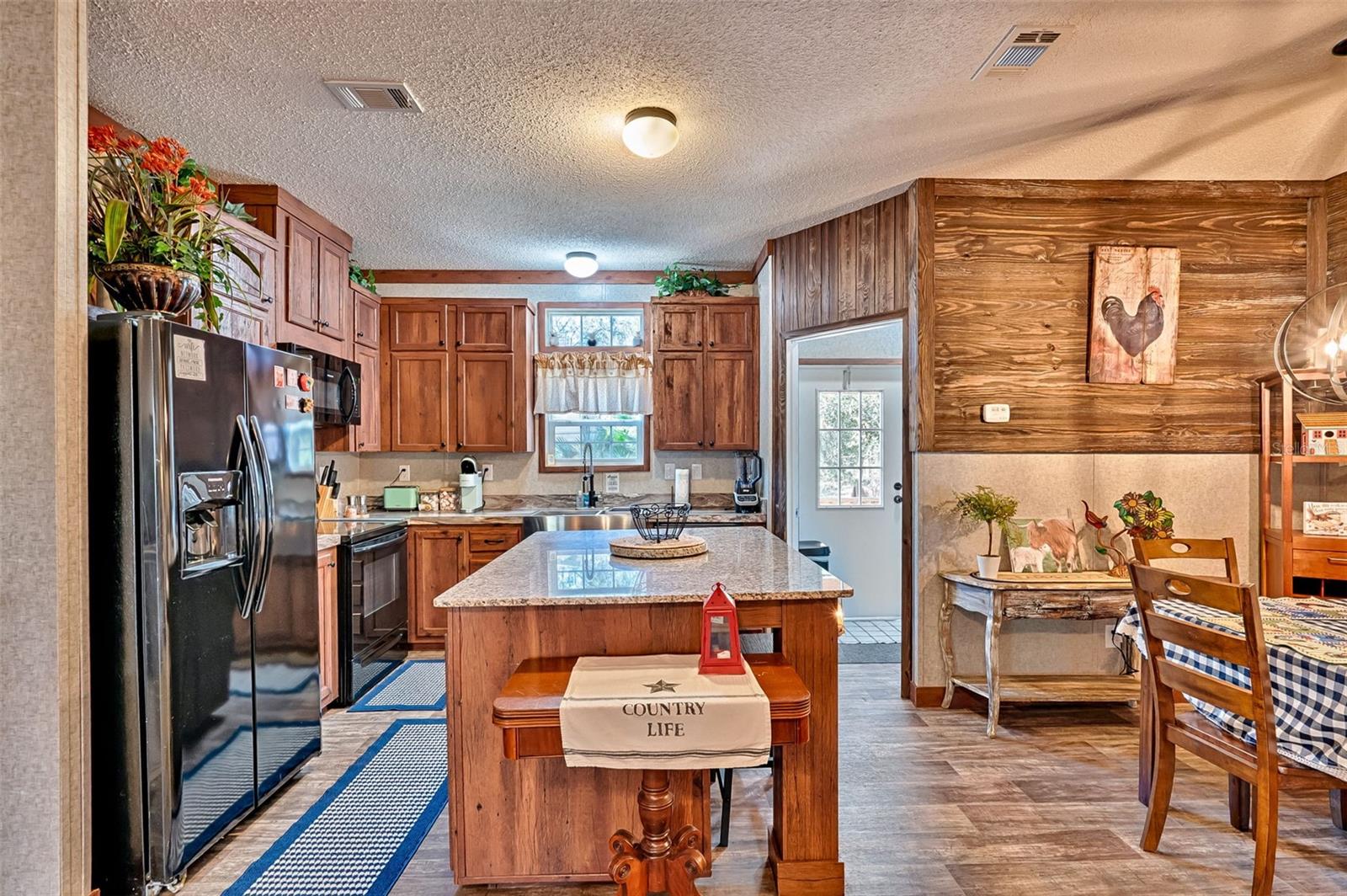 ROOTERVILLE - Residential